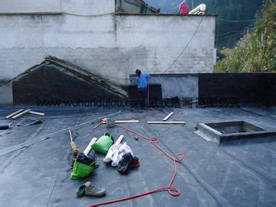 屋顶做防水