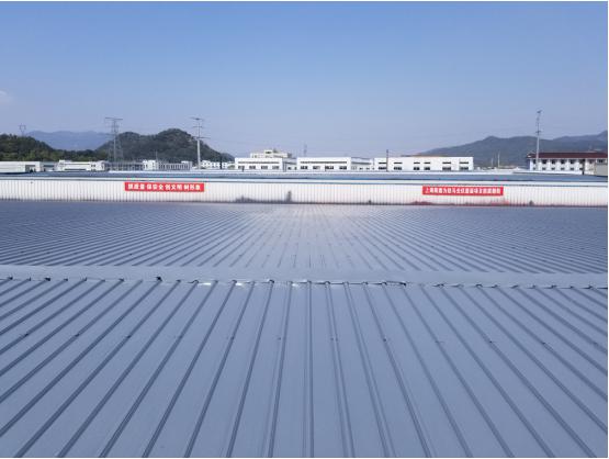 彩钢瓦老旧生锈怎么办!武汉房上防彩钢瓦翻新漆来了